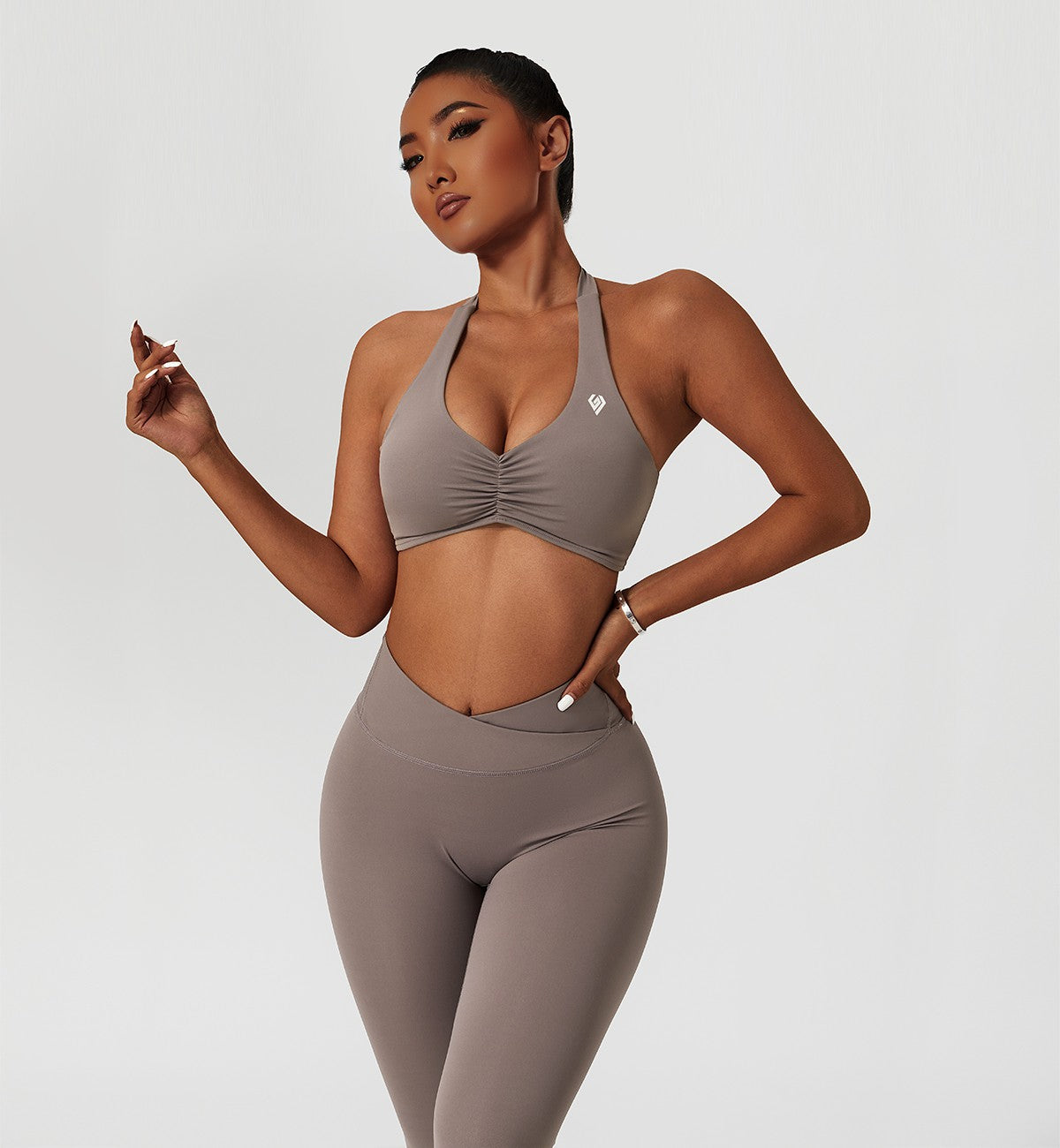 Women Seamless Ruched Halter Sports Bra Padded Backless Workout Athletic  Fitness Crop Tops S Grey at  Women's Clothing store